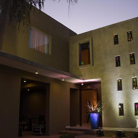 Faro Norte Suites أسونسيون المظهر الخارجي الصورة